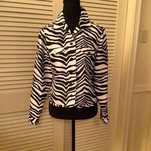 Transitions Petite black and white short jacket size P/P